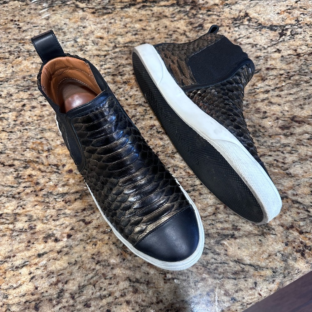 Jimmy Choo Black Textured High-Top Sneakers - Picture 2 of 8